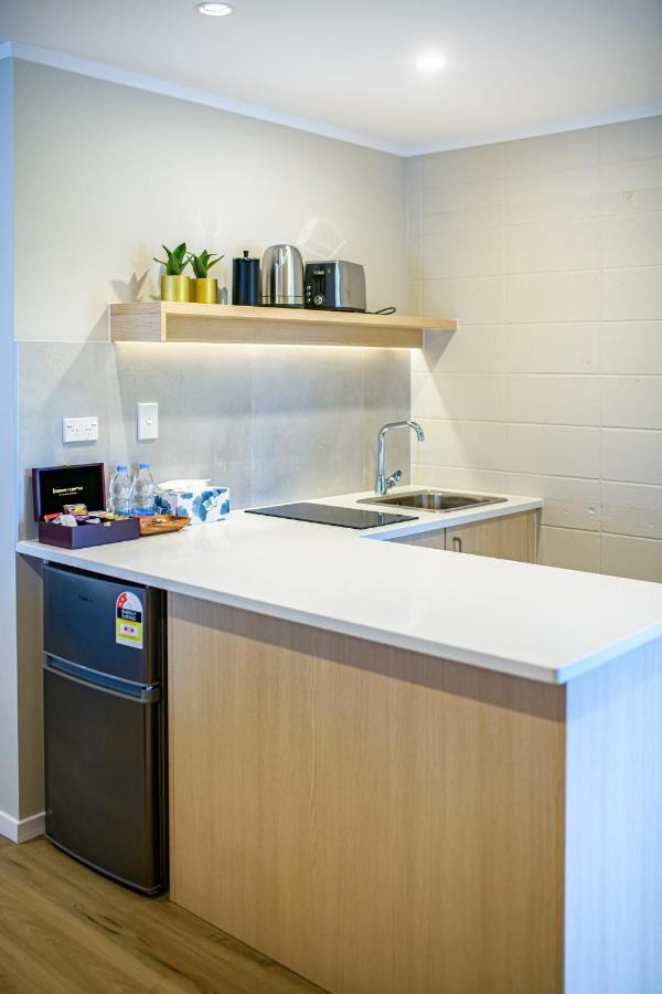 Takapuna International Motor Lodge Окленд Экстерьер фото