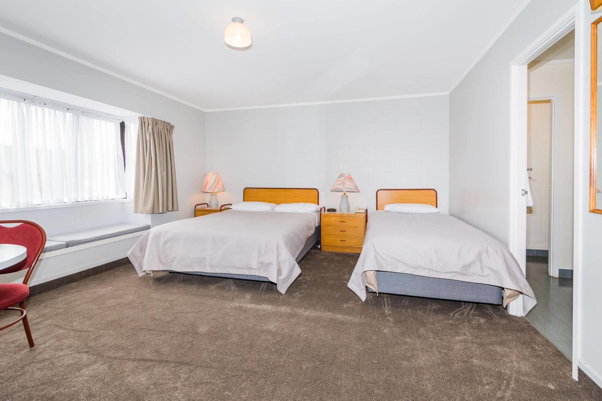 Takapuna International Motor Lodge Окленд Экстерьер фото